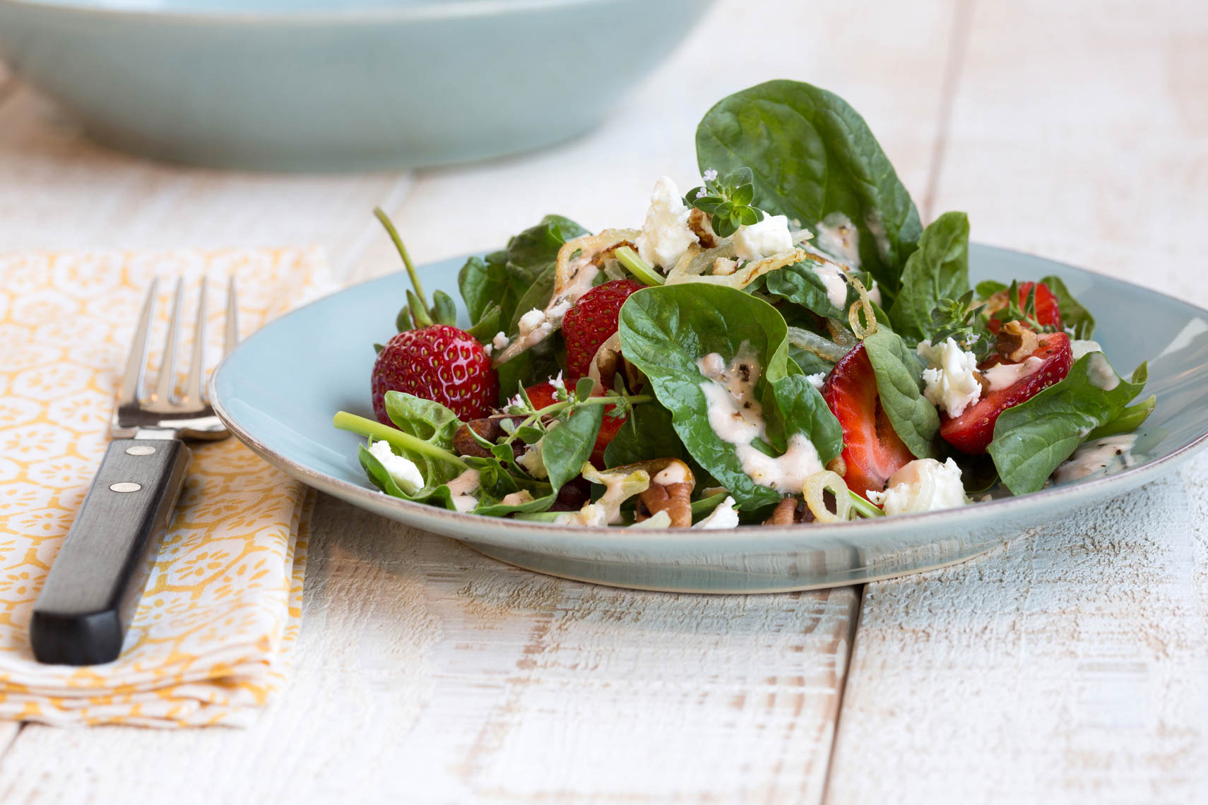 Spinach_Strawberry_Salad_w_Strawberry_Balsamic